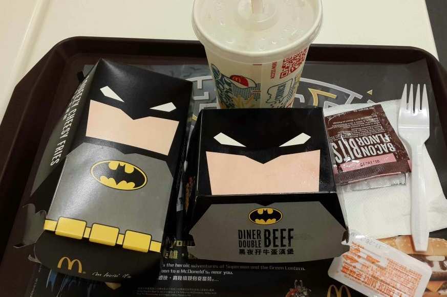 Baru Burger Batman Yang Enaknya Bikin Ngiler 2