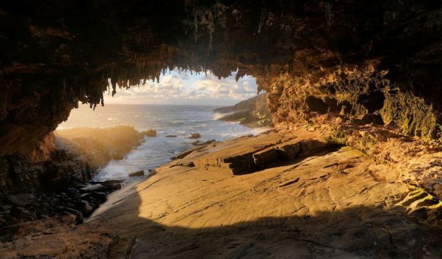 Kangaroo Island Caves, South Australia - (c)Callum Reily