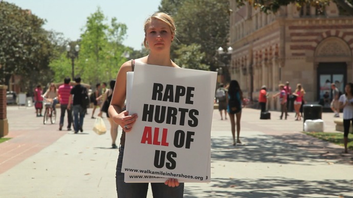 Demonstrasi warga Amerika terhadap tingginya kasus pemerkosaan di negaranya (c) mahaprod.com