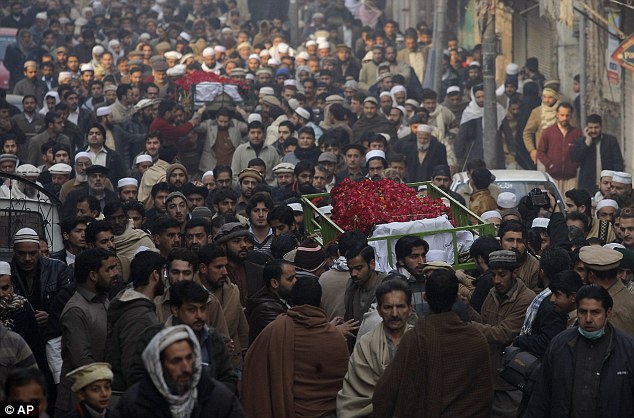 Tragis, Sekolah Berubah Jadi Neraka Pasca Pembantaian Taliban 6 DAILYMAIL
