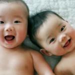 Drama Kelahiran Anak Kembar, Ternyata Punya Ayah Yang Berbeda ROCKETNEWS 24