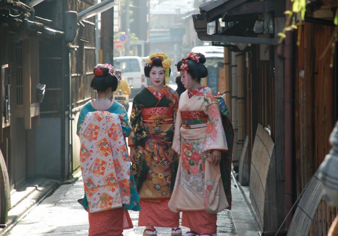 Geisha di Gion (panoramio)