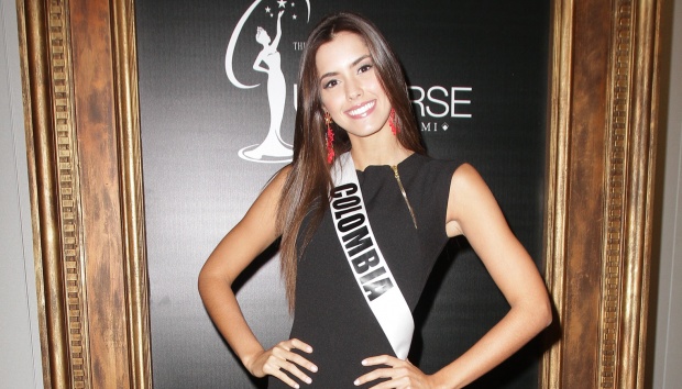 Paulina Vega Asal Kolombia Raih Mahkota Miss Universe
