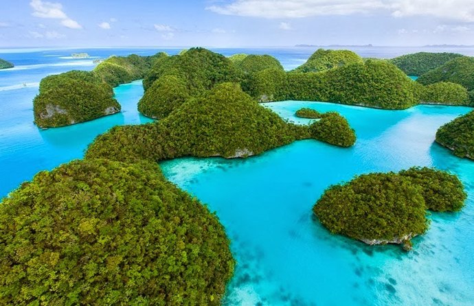 Palau yang emiliki pantai yang indah