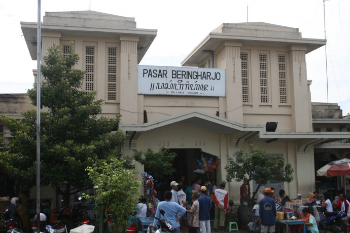 Pasar Berinharjo (c) wikimedia.org