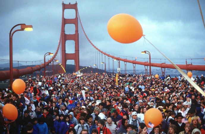 The Golden Gate Bridge (c) Scott Henry/ Mercury news