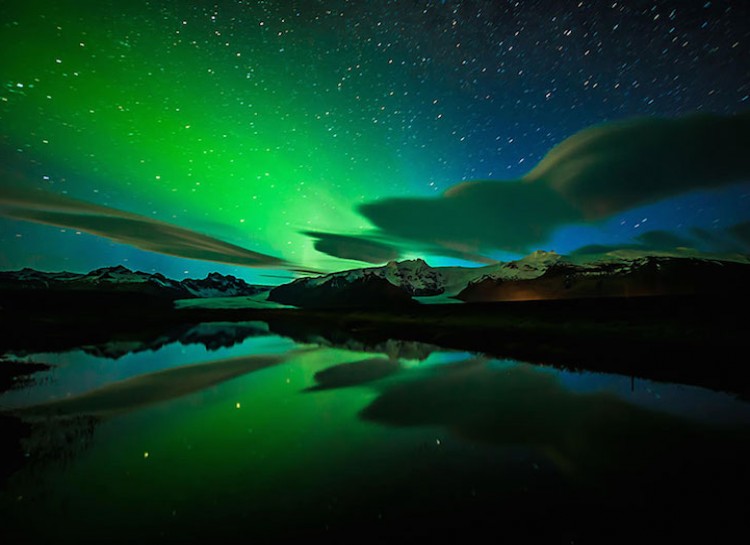 Pantulan cahaya hijau, Islandia