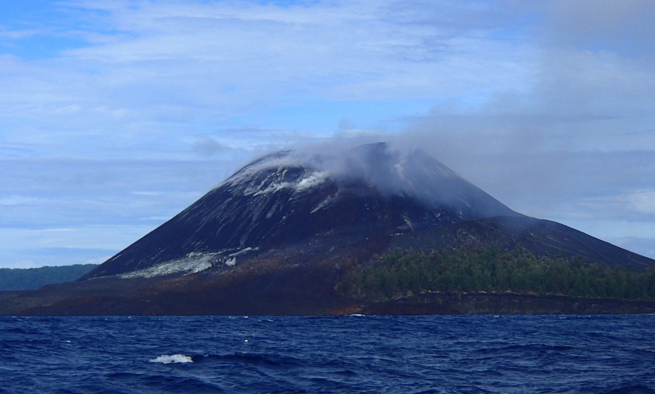 Gunung Anak Krakatau [image source]