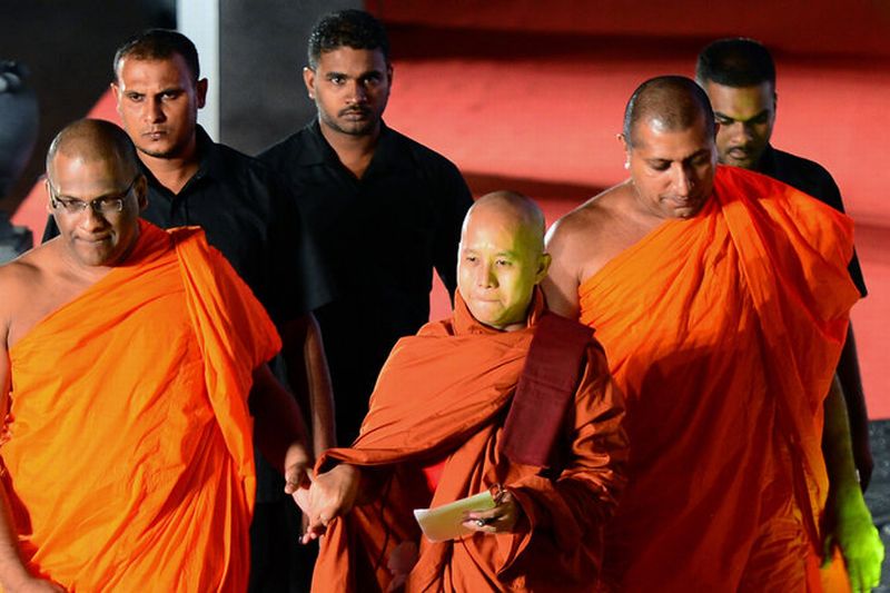 Ashin Wirathu, Biksu Radikal Di Balik Penindasan Rohingya via okezone