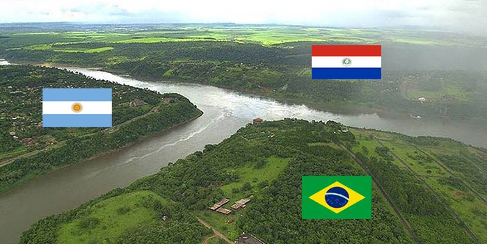 Argentina, Brazil, dan Paraguay – Batas Berupa Percabangan Sungai Yang Membagi 3 Wilayah Daratan [image source]