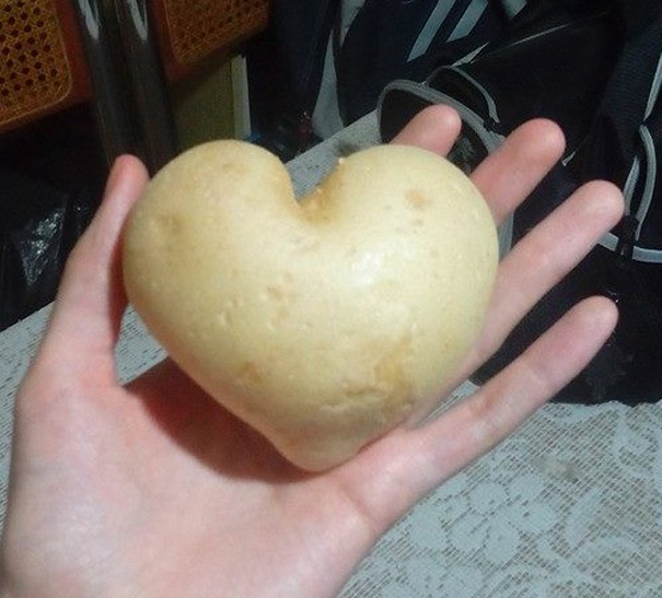 I love you, kentang [image source]