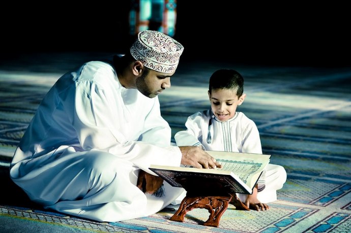 Mengisi Waktu Luang Dengan Membaca Al-Qur'an