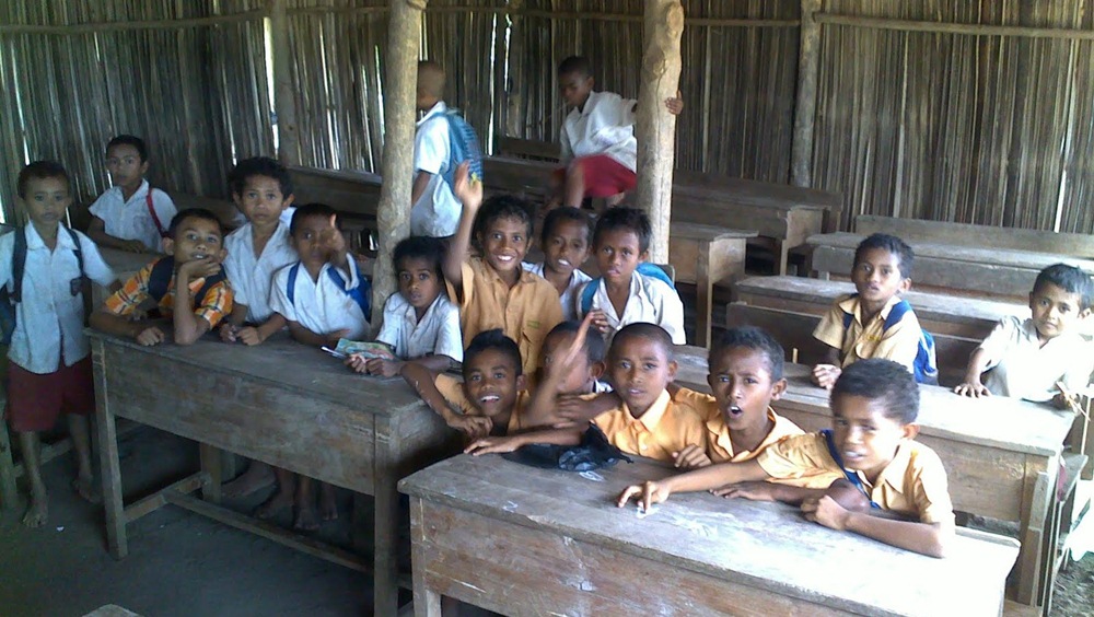 Pendidikan di Daerah Yang Tertinggal [image source]
