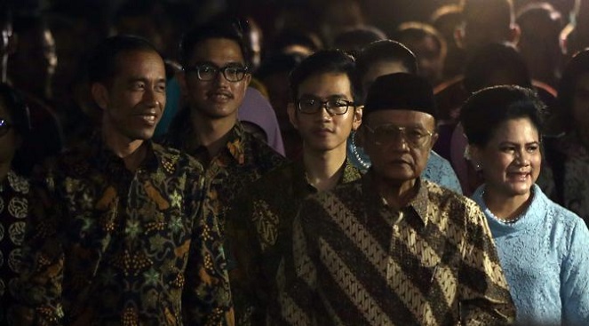 Keluarga Jokowi [Image Source]