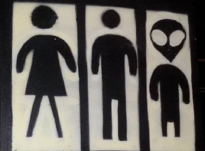 Sebelum alien benar-benar mampir, bikin dulu toilet untuk mereka [Image Source]