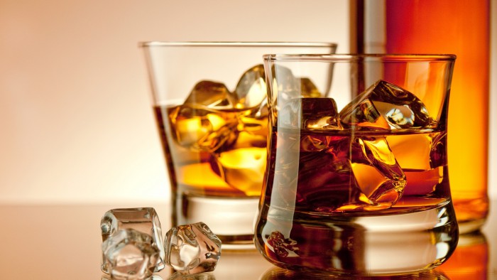 Kebutaan Sembuh dengan Mabuk Whisky [image source]