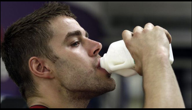 Minum Susu Bisa Menghilangkan Rasa Pedas [Image Source]