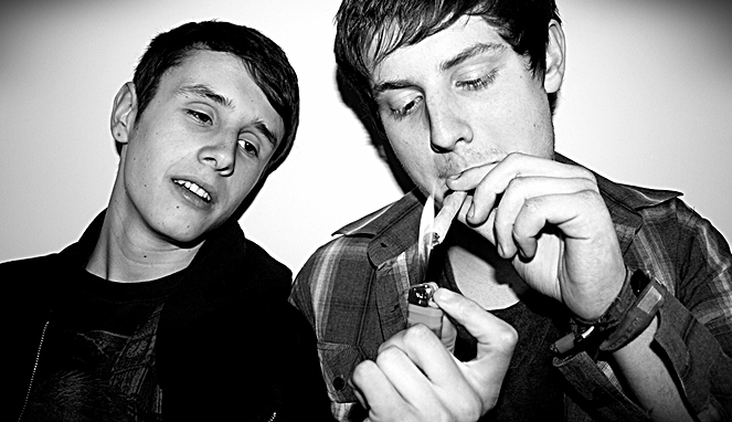 Remaja merokok [image source]