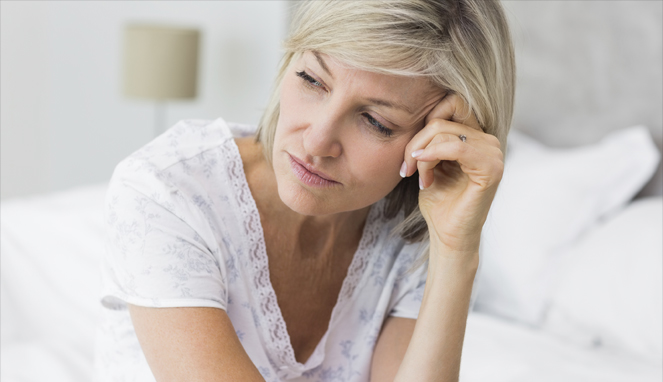 Wanita mengalami menopause sejak mulai usia 45 -  50 tahun [Image Source]