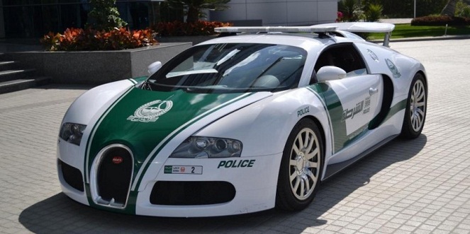 Mobil tercepat di dunia dijadikan mobil polisi? Cuma di Dubai [Image Source]