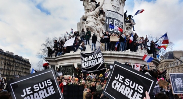 Penyerangan Charlir Hebdo [image source]