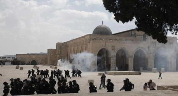 Penyerangan Masjidil Aqsa [image source]