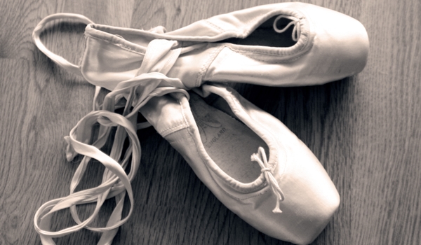 Sepatu ballet [image source]