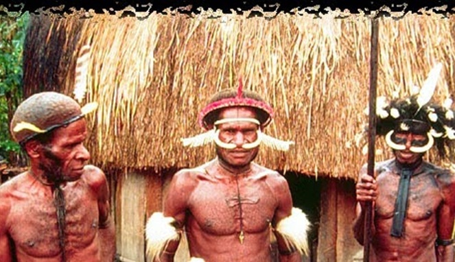 Suku Bauzi [Image Source]