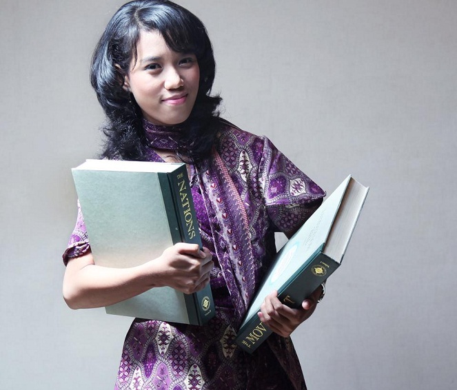 Gadis certa berprestasi ini sudah tidak lagi bisa bikin bangga Indonesia [Image Source]