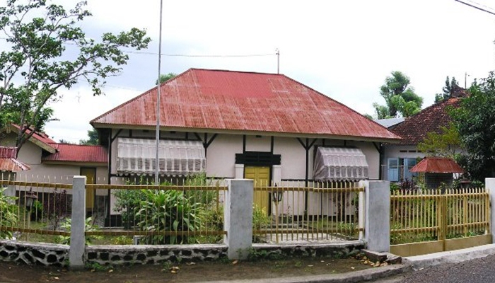 Rumah Ende bung Karno [image source]