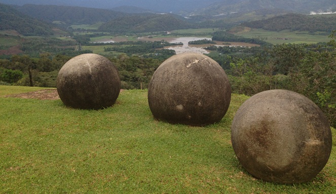 Batu Bulat Kosta Rika [Image Source]