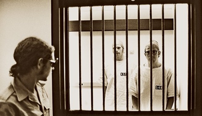 Eksperimen Tahanan Standford [Image Source]