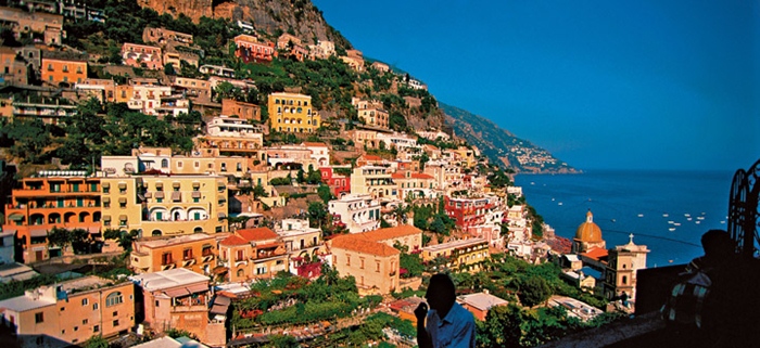 Naples - Italia [image source]