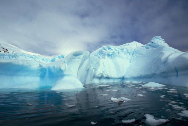 Perang Antartika [image source]