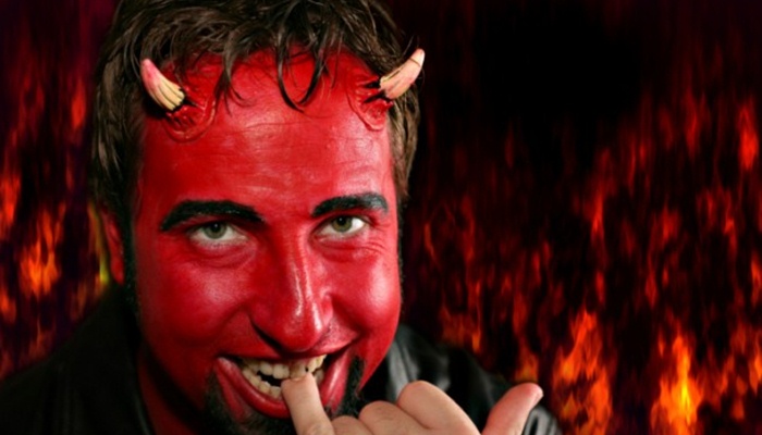 Perayaan Pengikut Pagan dan Satan [image source]