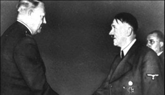 Vidkun dan Hitler [Image Source]