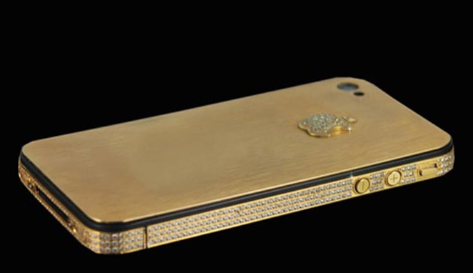 iPhone lapis emas [Image Source]