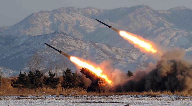 Penjualan mMisil balistik jadi salah satu pemasukan terbesar Korea Utara [Image Source]