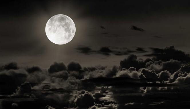 Bulan [Image Source]