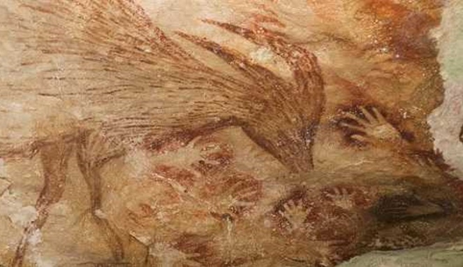 Lukisan gua di Maros [Image Source]