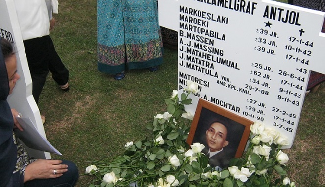 Makam Achmad Mochtar [Image Source]