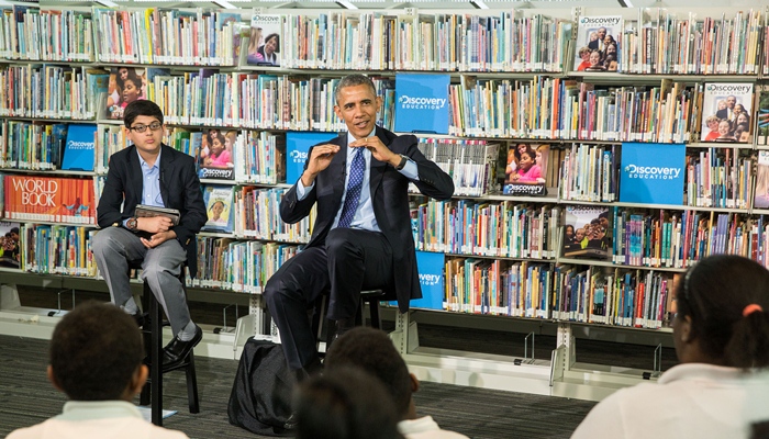Obama dan Buku [image source]
