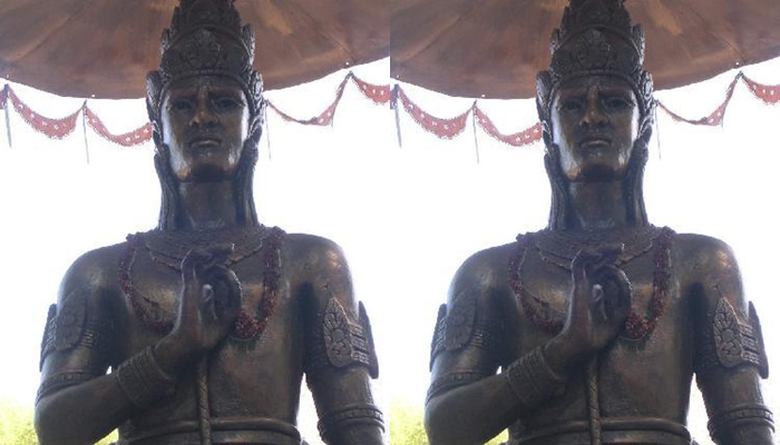 Patung Brawijaya V [image source]