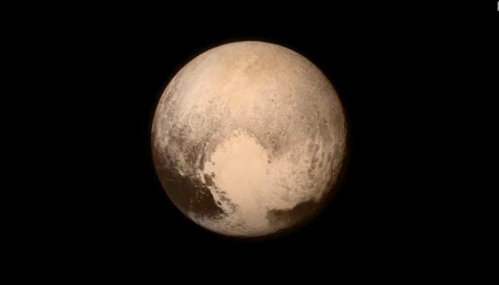 Pluto Sebenarnya Berwarna Merah Bukan Putih Karena Dilapisi Es [image source]