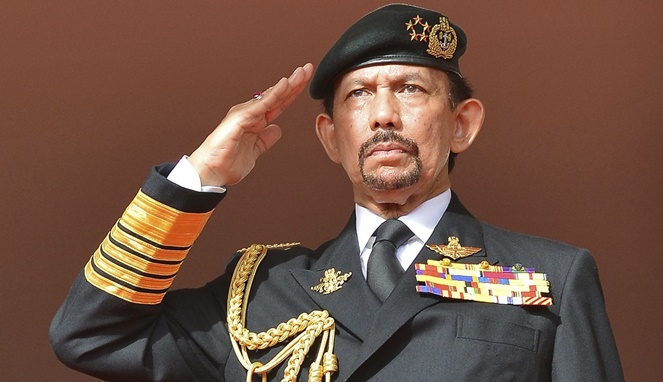 Sultan Hassanal Bolkiah [Image Source]