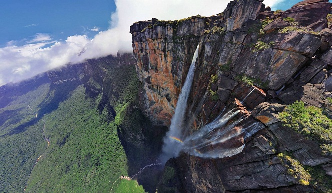 Air terjung Angel jadi yang paling tinggi di Bumi [Image Source]