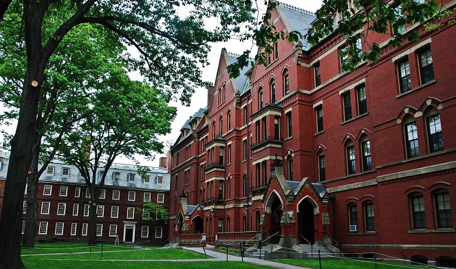 Harvard jadi almamater pendidikan tinggi paling mentereng se dunia [Image Source]