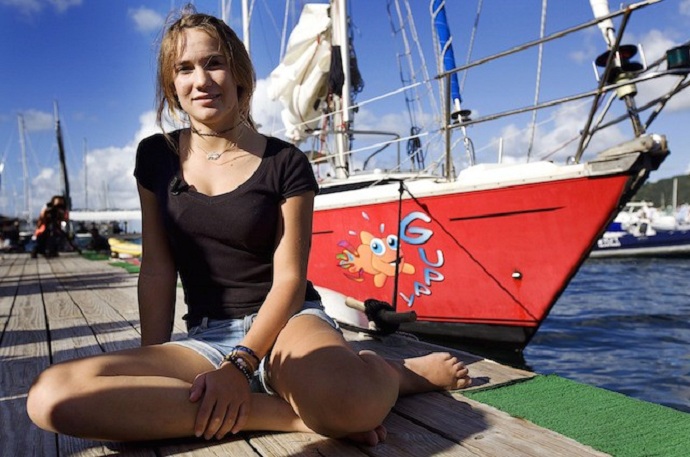 Laura Dekker, Berlayar ke Seluruh Dunia Sendirian Saat Berusia 14 Tahun