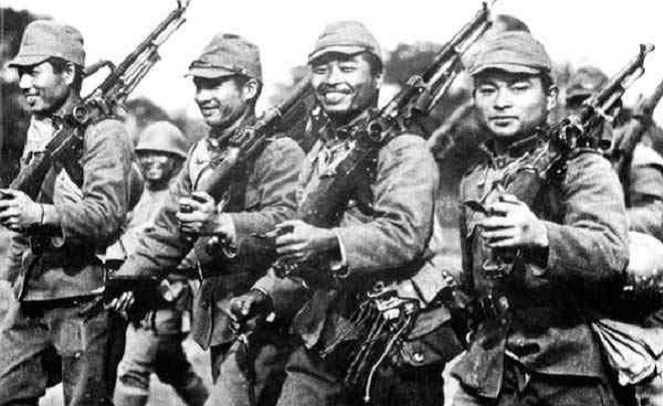 Tak semua tentara Jepang beringas. Beberapa dari mereka justru sangat lembut [Image Source]