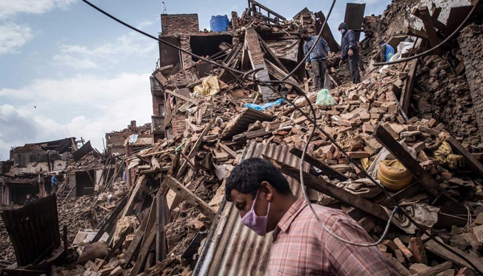 Gempa Bumi Nepal dan Chili 